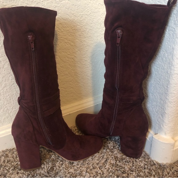 Very G Maroon Suede Heeled Boots Size 7 - Picture 2 of 10
